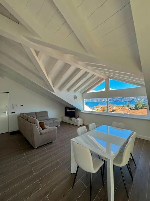 Apt. Aries - Penthouse Menaggio